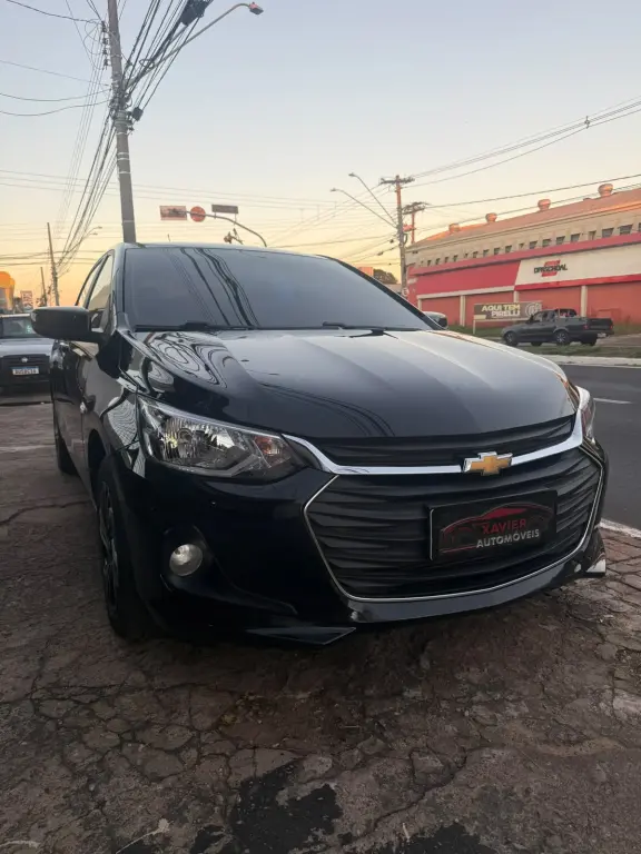CHEVROLET Onix Sedan - Foto