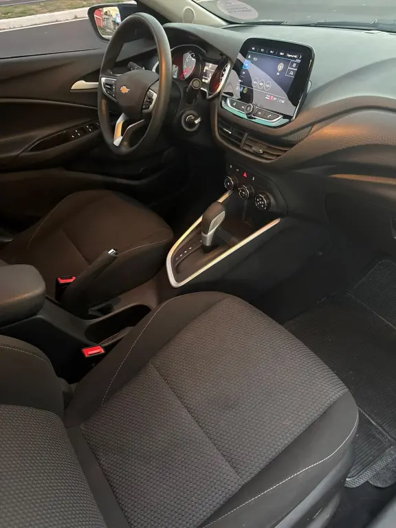 CHEVROLET Onix Sedan - Foto