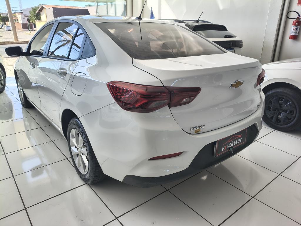 CHEVROLET Onix Sedan - Foto