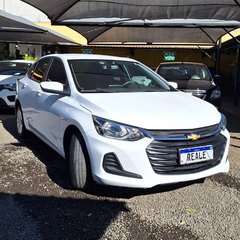 CHEVROLET Onix Sedan - Foto