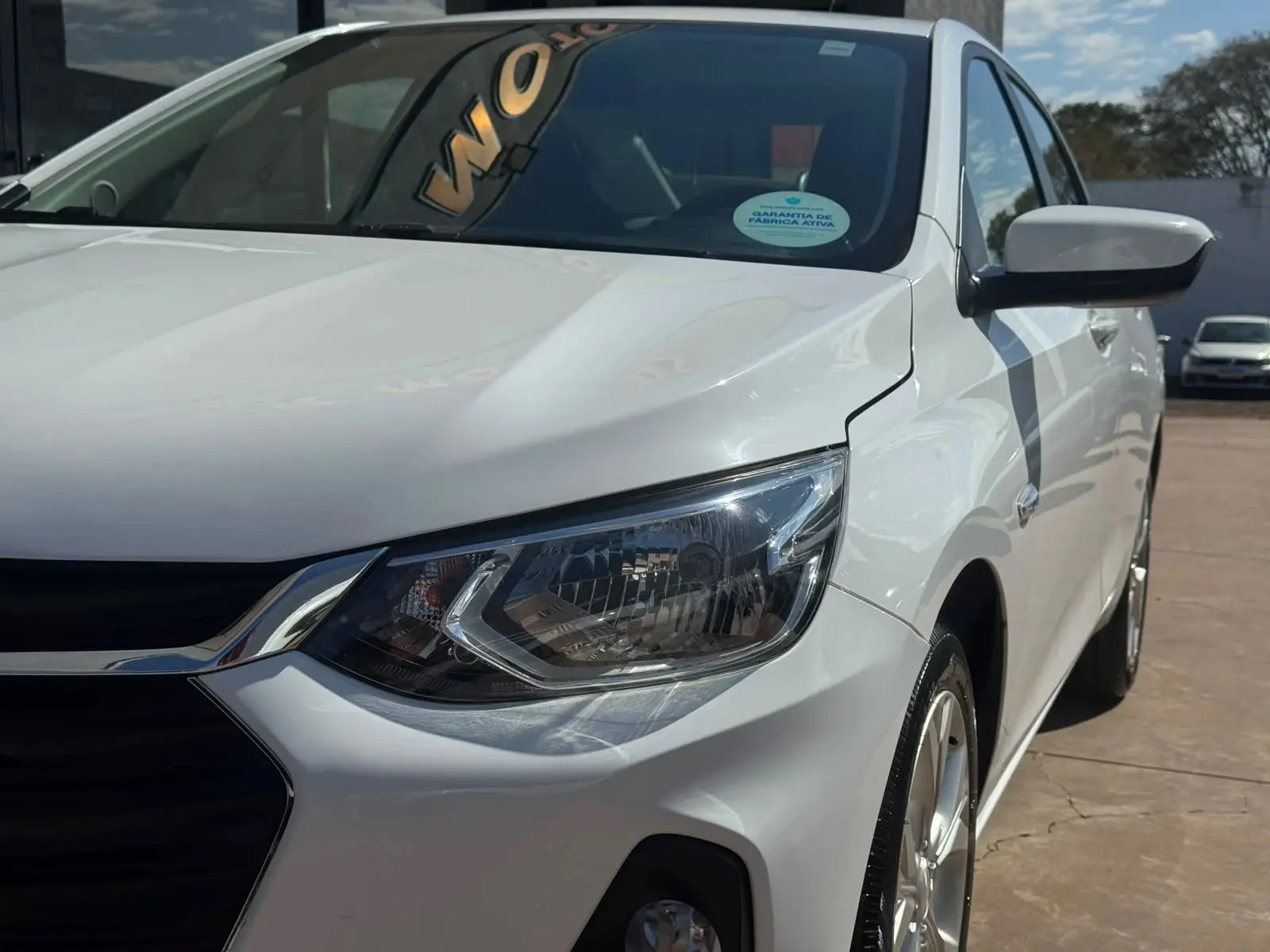 CHEVROLET Onix Sedan - Foto