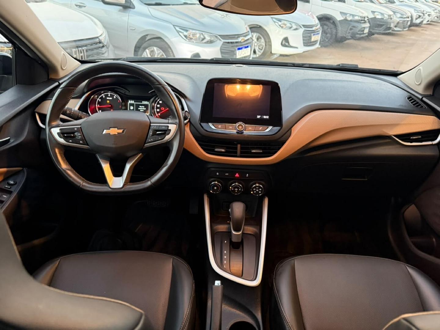 CHEVROLET Onix Sedan - Foto