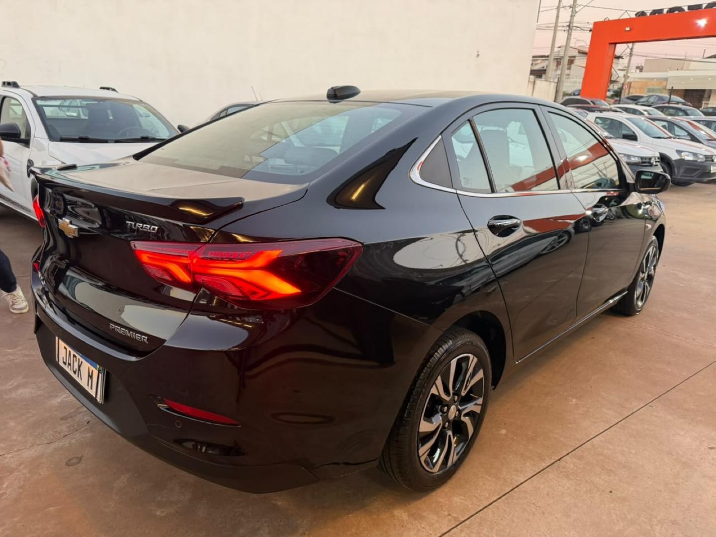 CHEVROLET Onix Sedan - Foto