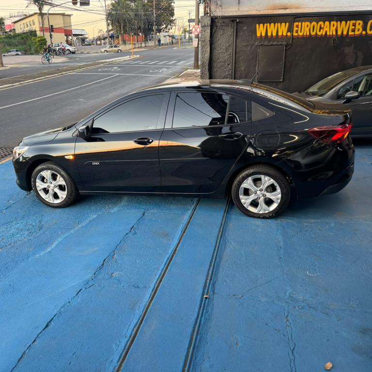 CHEVROLET Onix Sedan - Foto