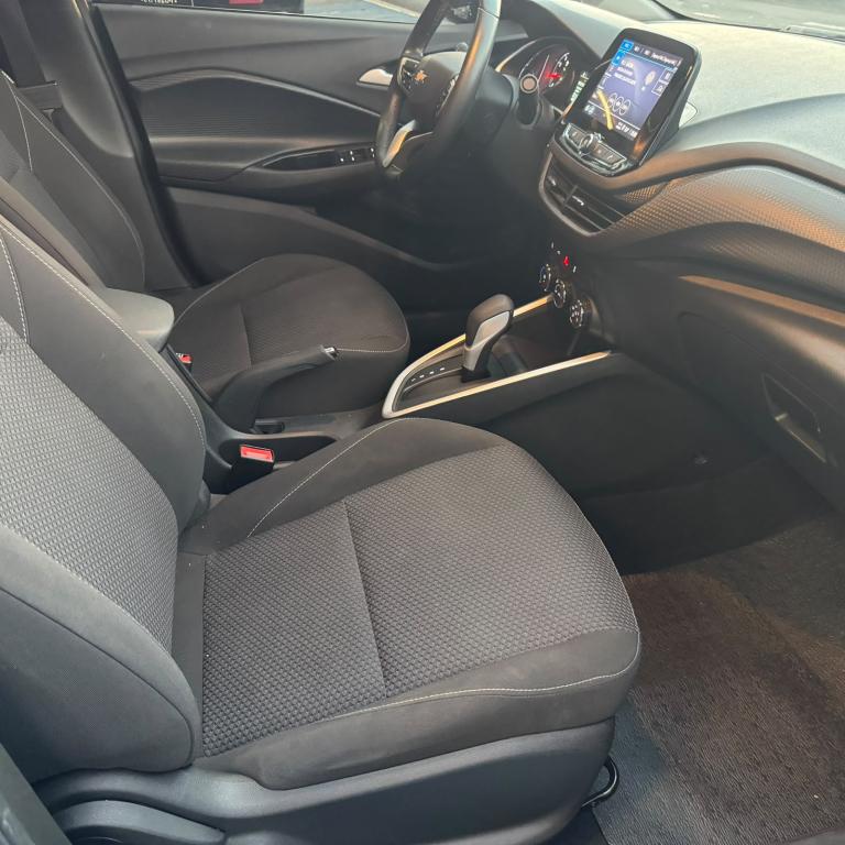 CHEVROLET Onix Sedan - Foto