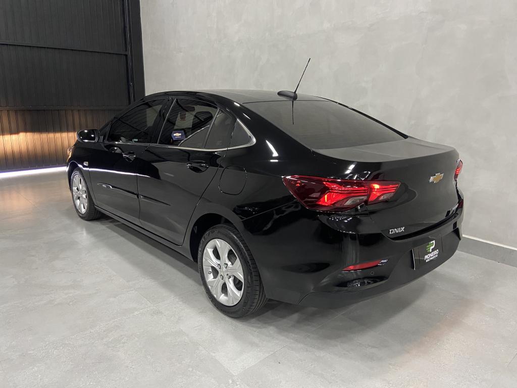 CHEVROLET Onix Sedan - Foto