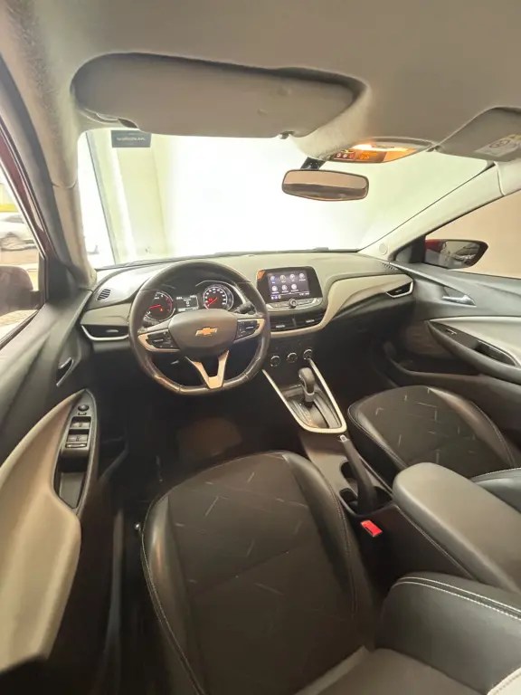 CHEVROLET Onix Sedan - Foto