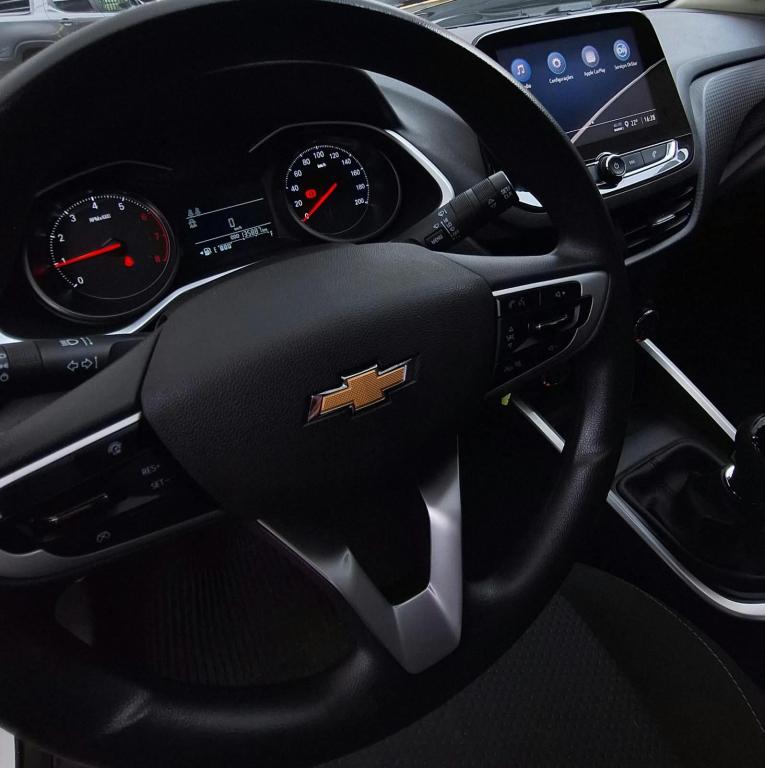 CHEVROLET Onix Sedan - Foto