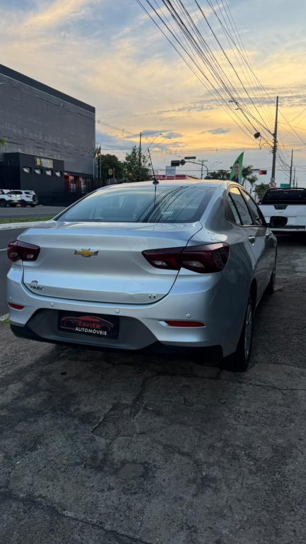 CHEVROLET Onix Sedan - Foto