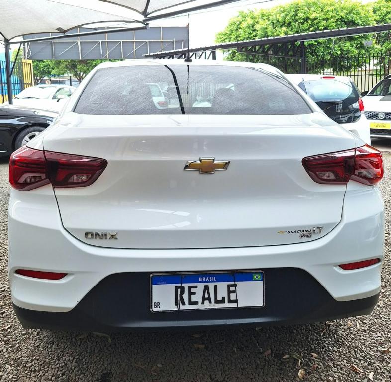 CHEVROLET Onix Sedan - Foto