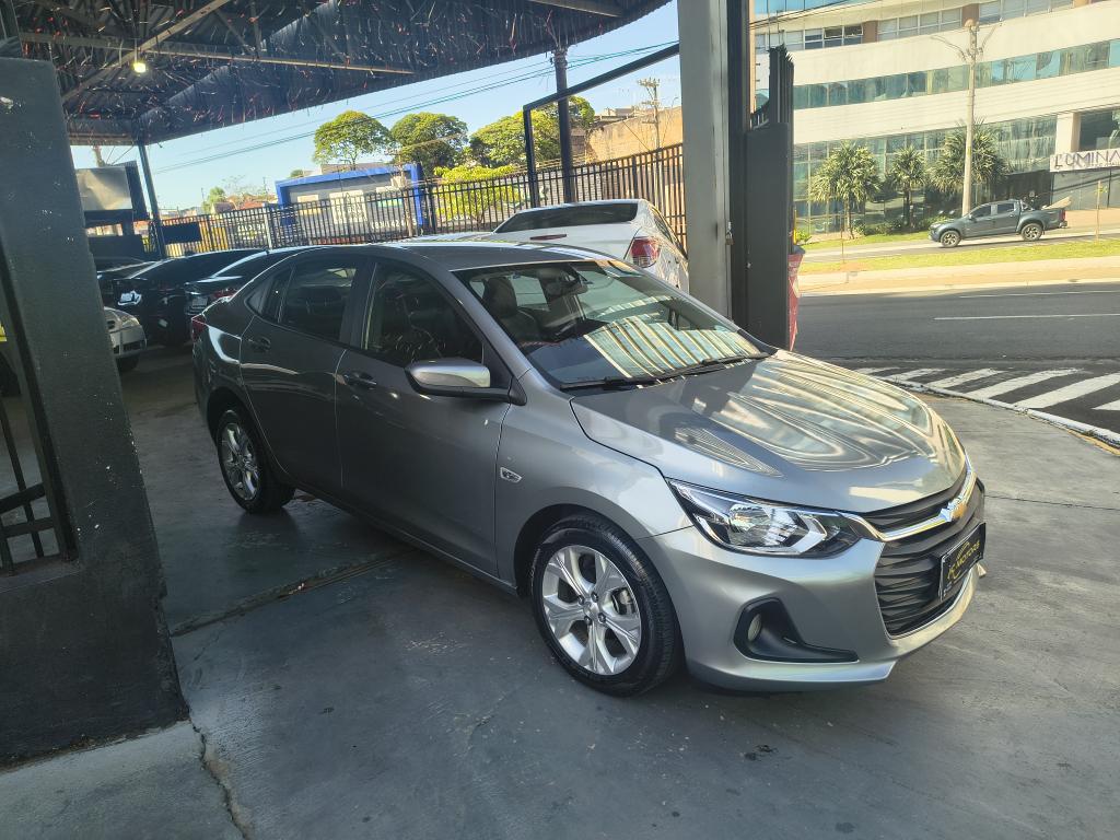 CHEVROLET Onix Sedan - Foto
