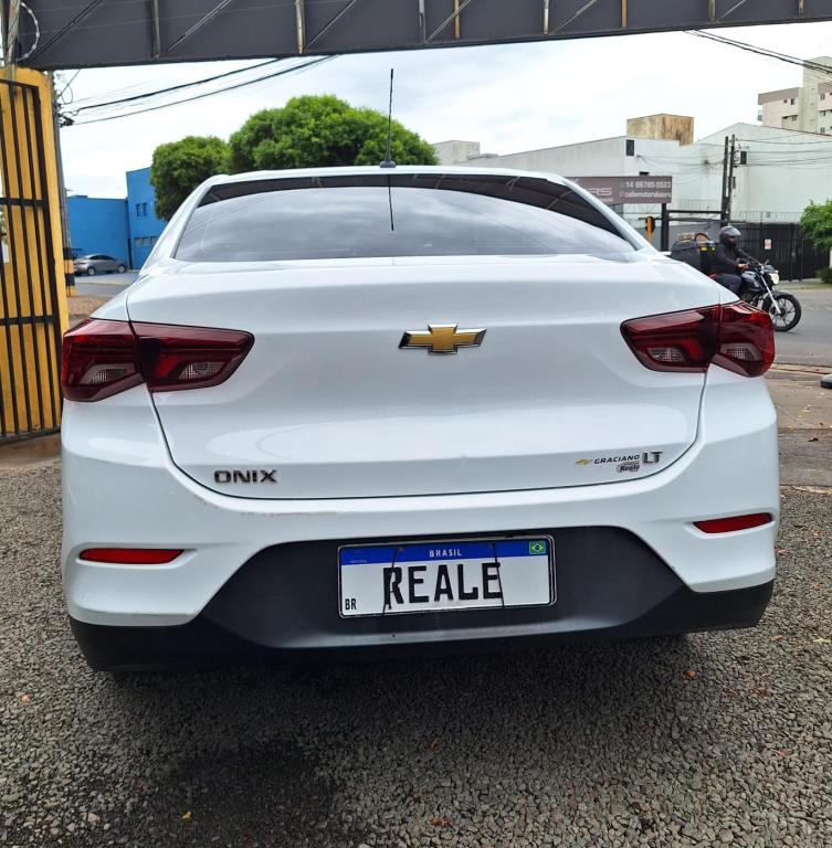 CHEVROLET Onix Sedan - Foto