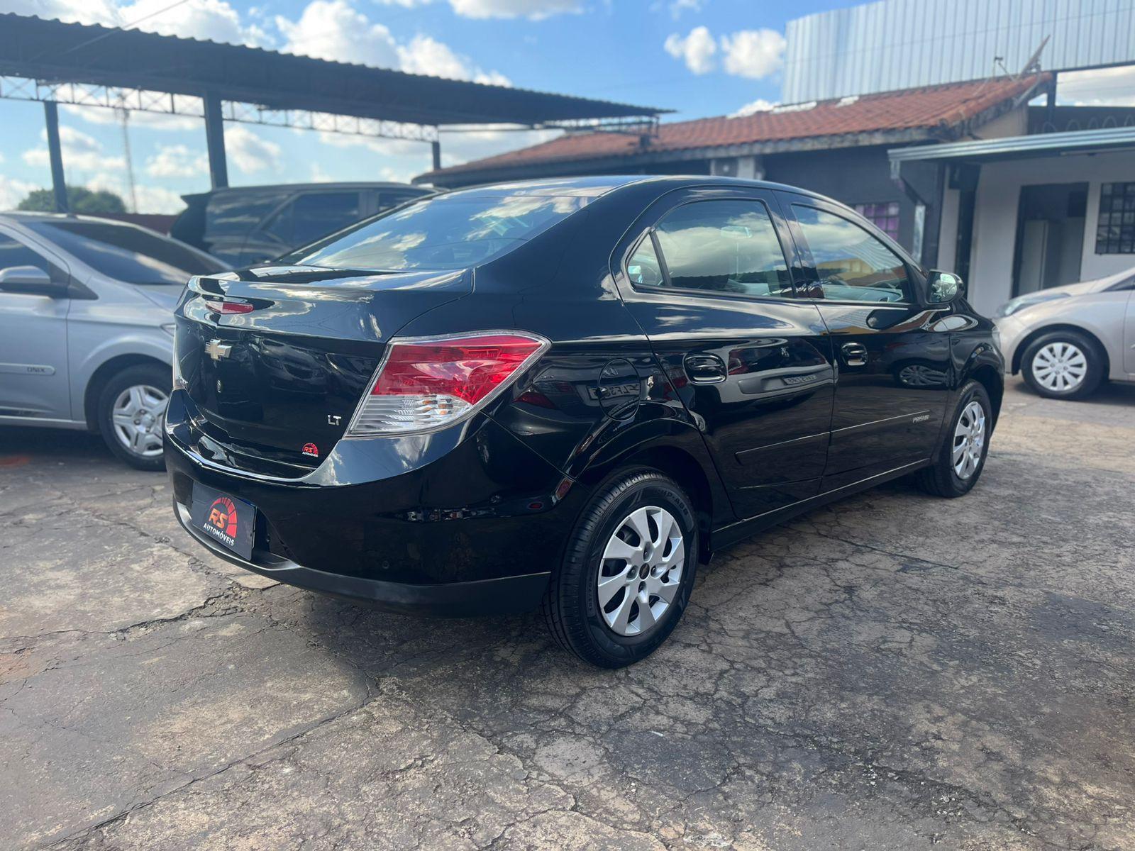 CHEVROLET Prisma - Foto