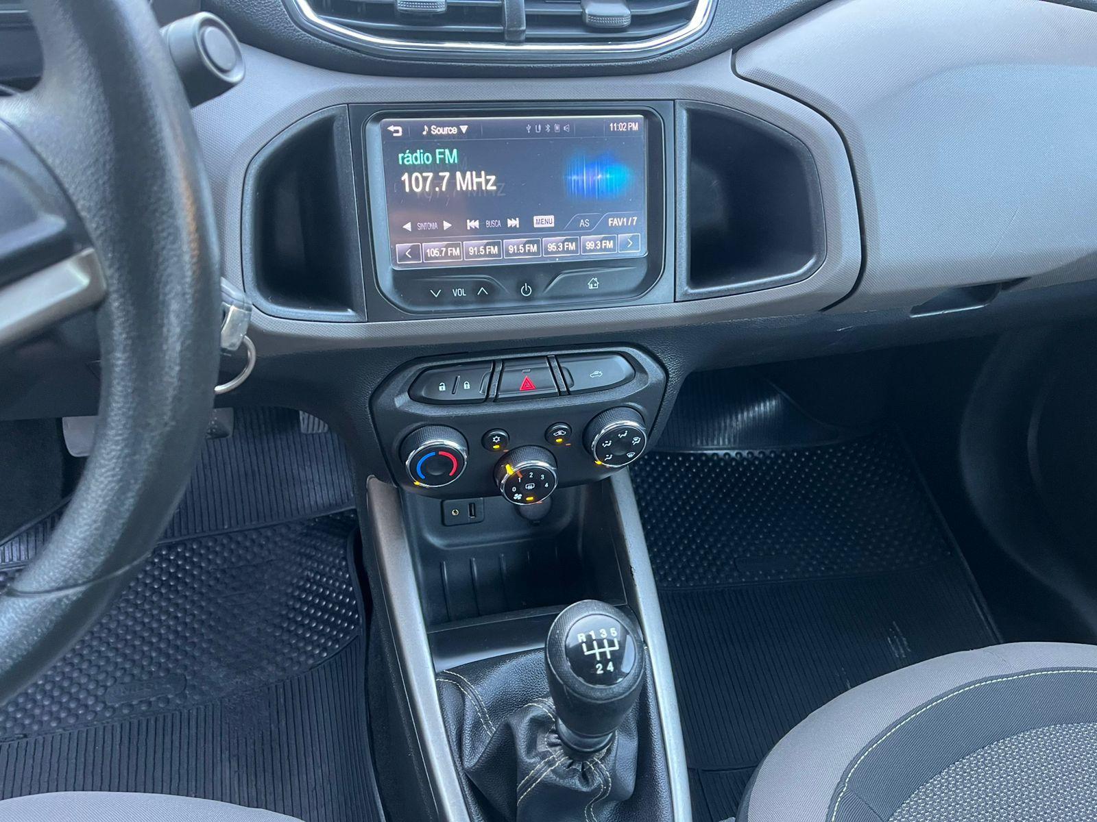 CHEVROLET Prisma - Foto