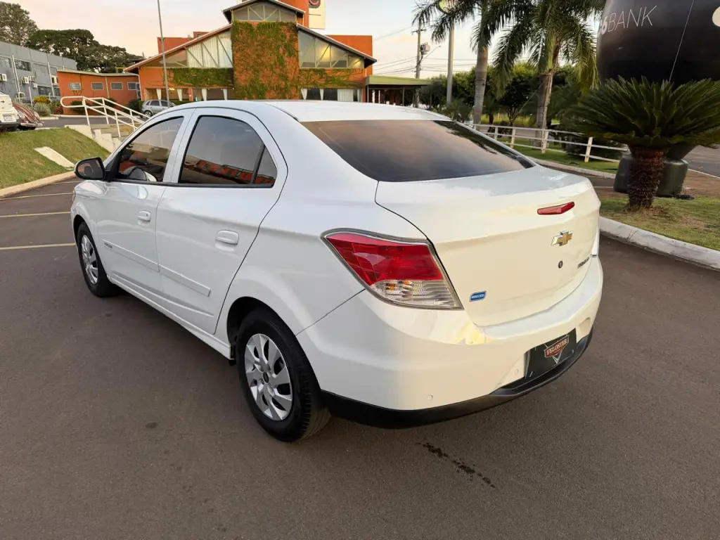 CHEVROLET Prisma - Foto