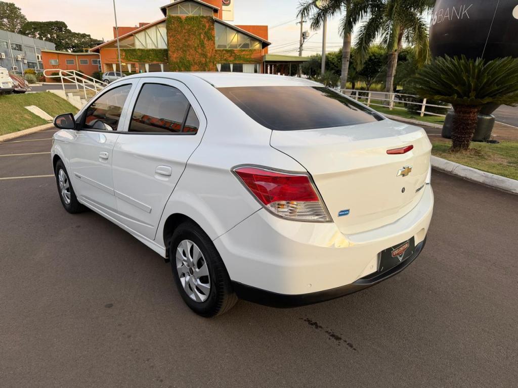 CHEVROLET Prisma - Foto
