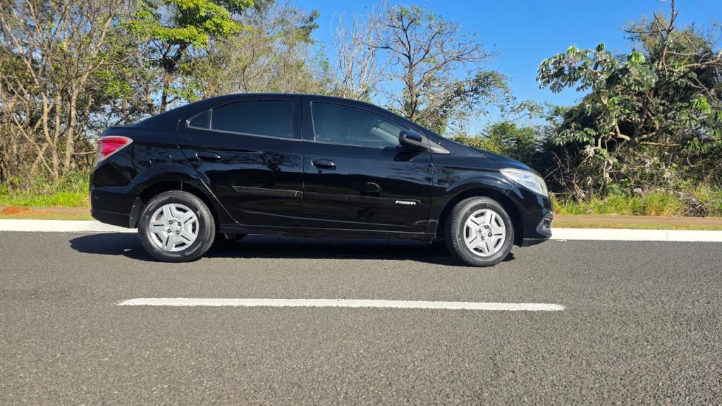 CHEVROLET Prisma - Foto