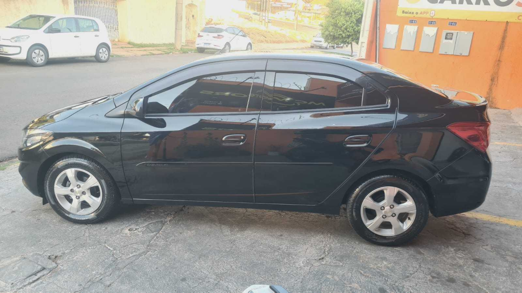 CHEVROLET Prisma - Foto