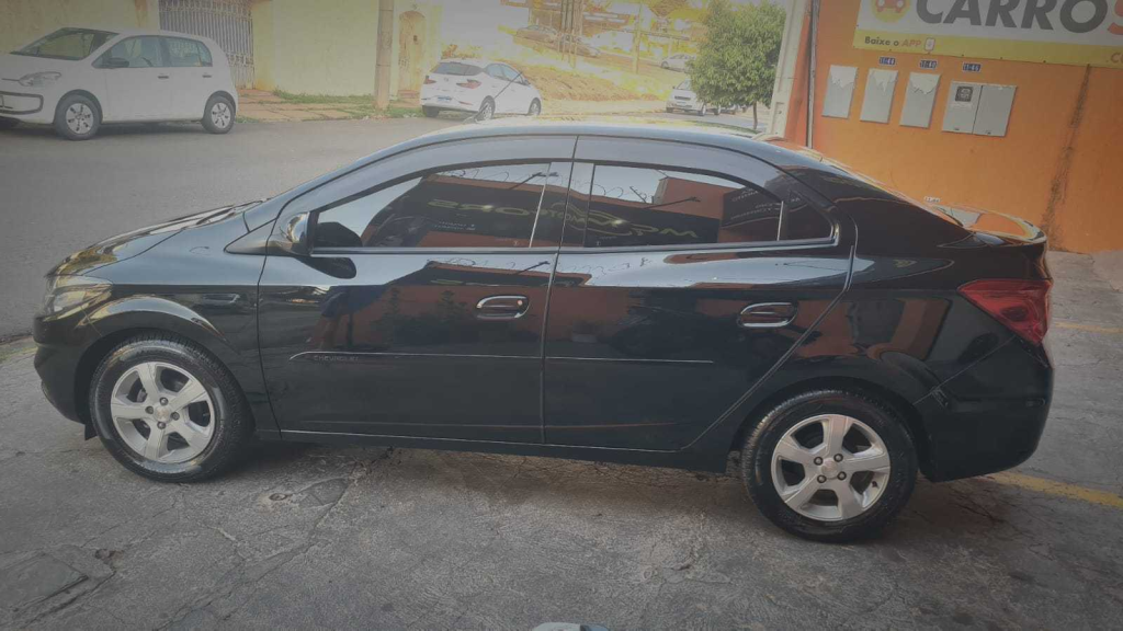 CHEVROLET Prisma - Foto