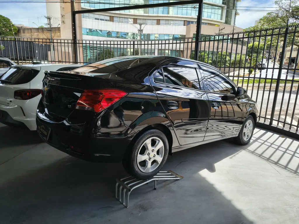 CHEVROLET Prisma - Foto