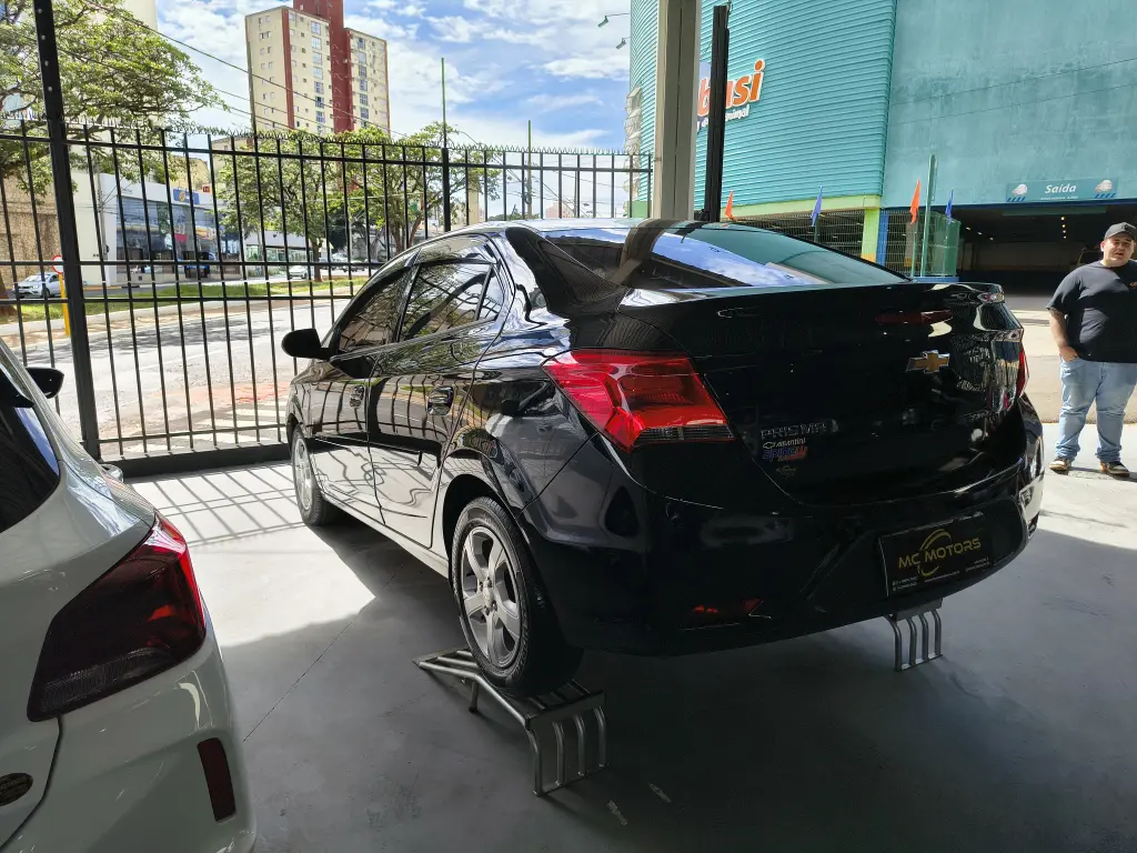 CHEVROLET Prisma - Foto