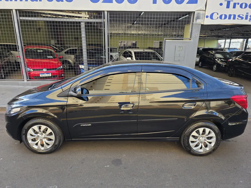 CHEVROLET Prisma - Foto