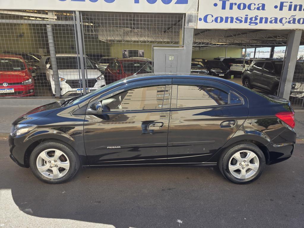 CHEVROLET Prisma - Foto