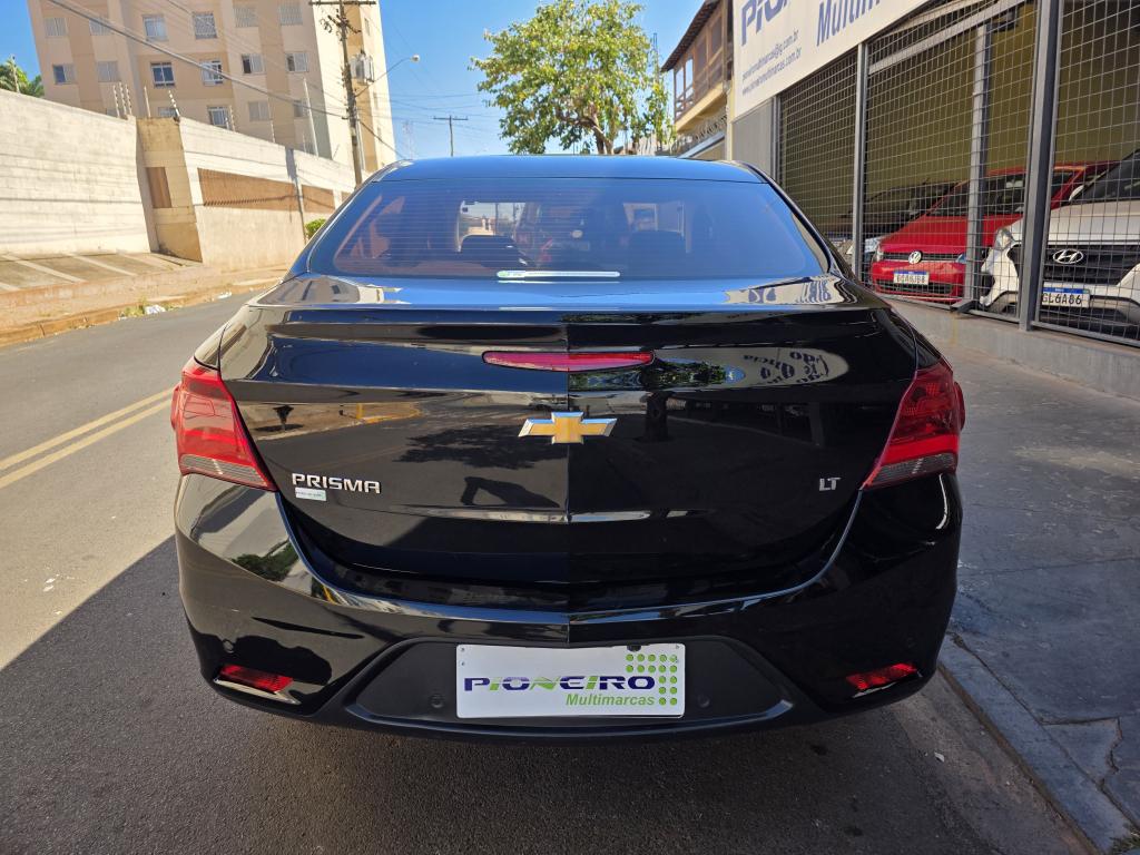 CHEVROLET Prisma - Foto