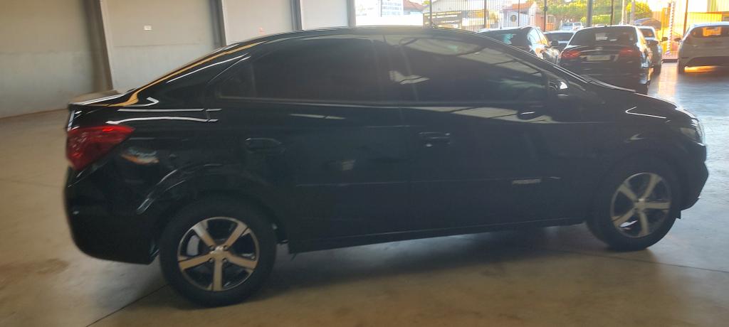 CHEVROLET Prisma - Foto