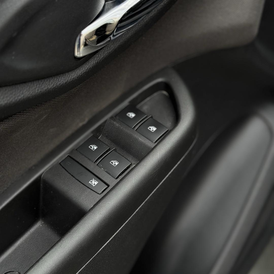 CHEVROLET Prisma - Foto