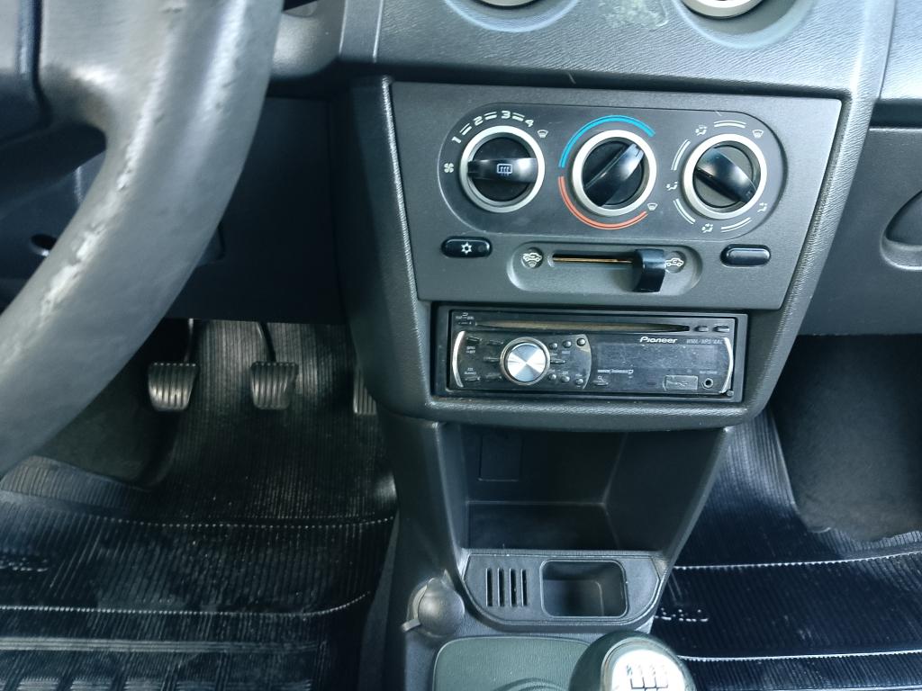 CHEVROLET Prisma - Foto