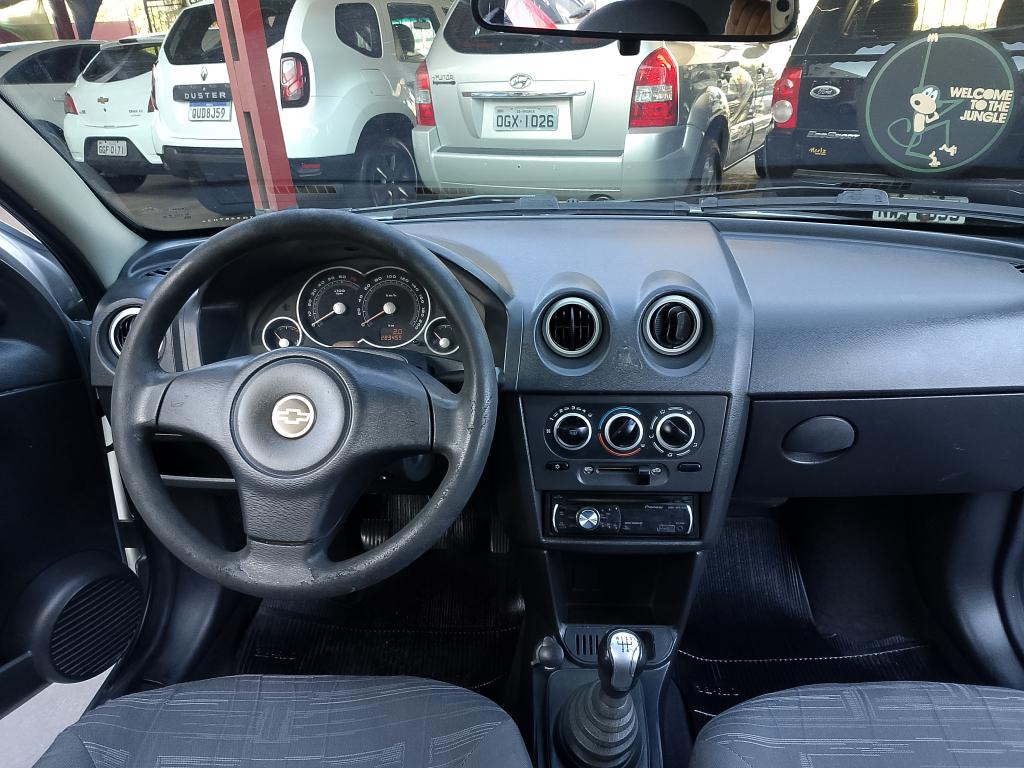 CHEVROLET Prisma - Foto