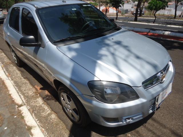 CHEVROLET Prisma - Foto