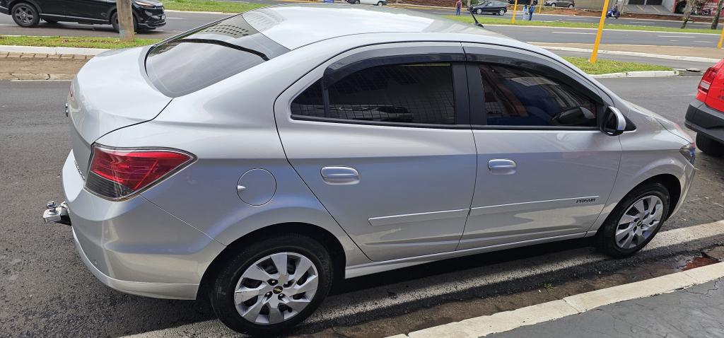 CHEVROLET Prisma - Foto