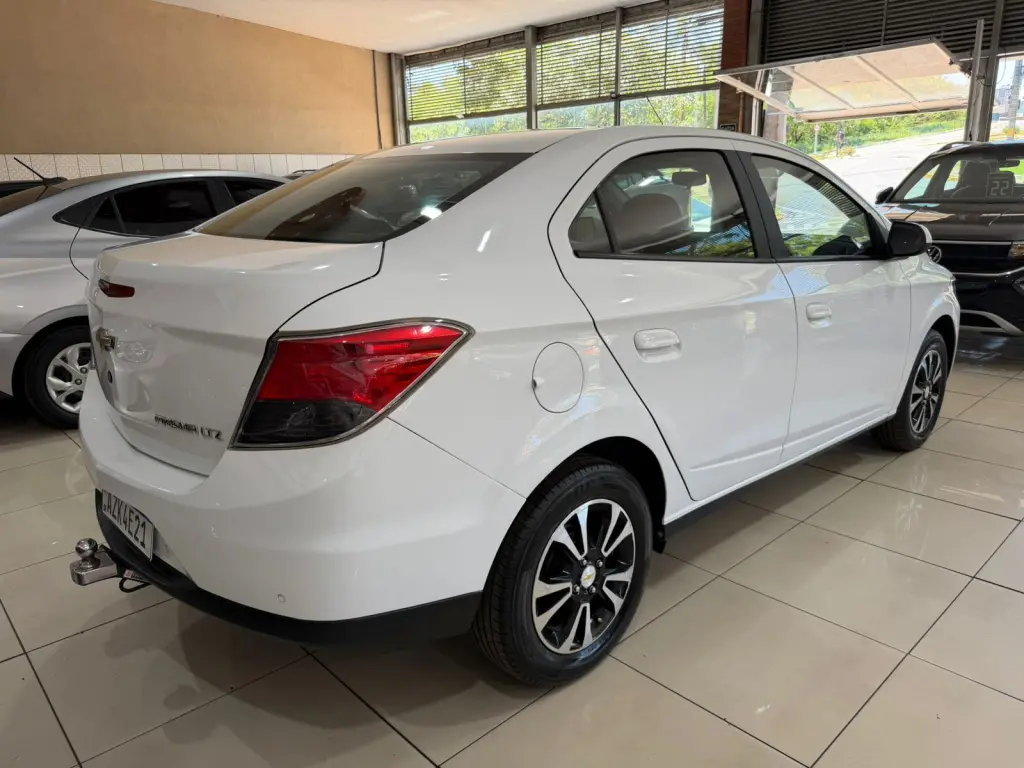 CHEVROLET Prisma - Foto