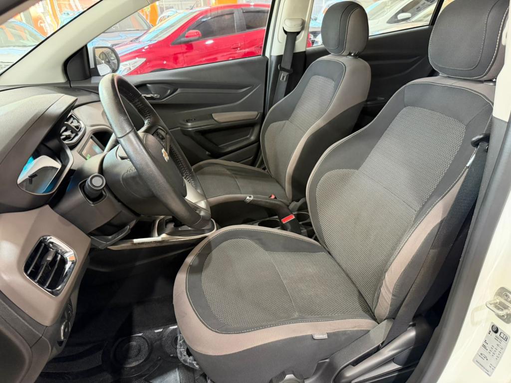 CHEVROLET Prisma - Foto