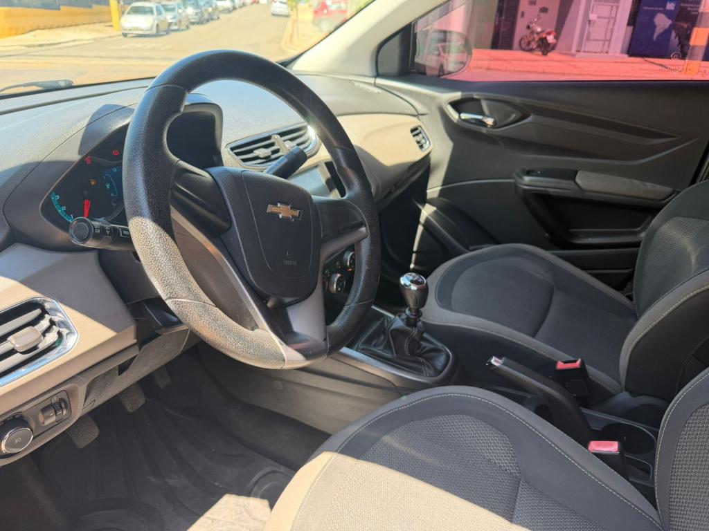 CHEVROLET Prisma - Foto