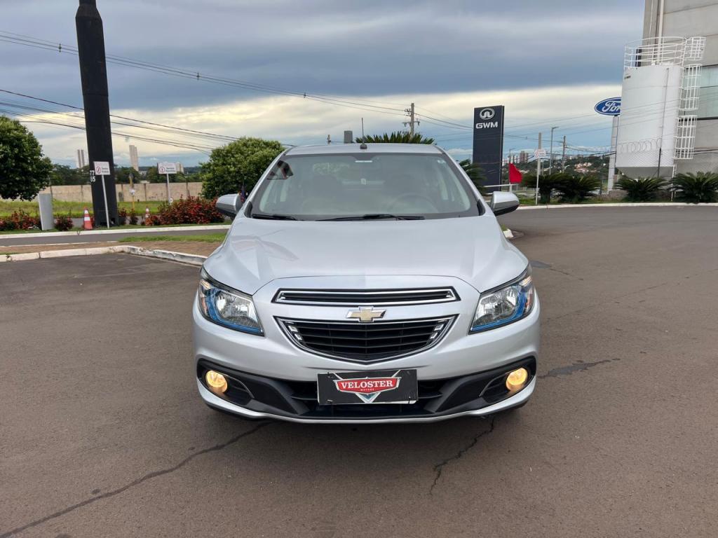 CHEVROLET Prisma - Foto