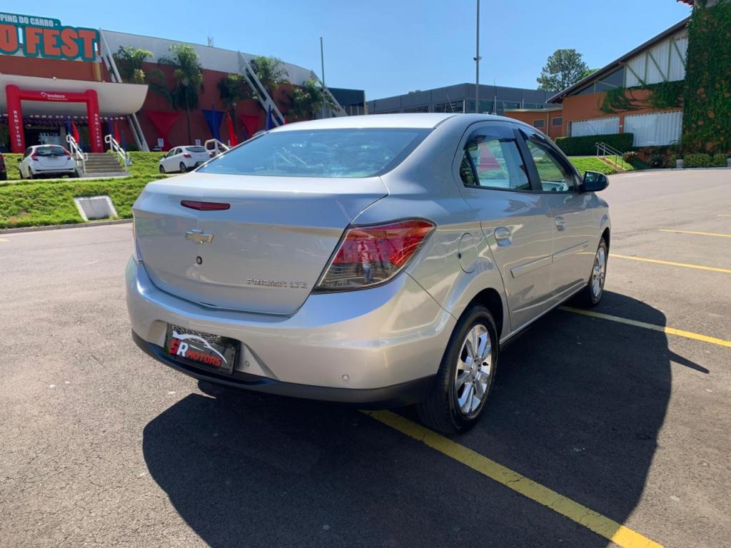 CHEVROLET Prisma - Foto