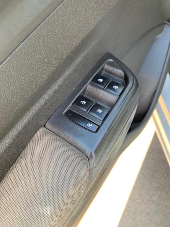 CHEVROLET Prisma - Foto