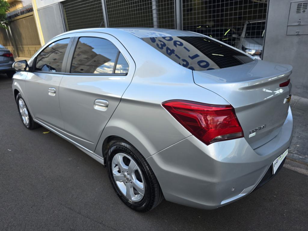 CHEVROLET Prisma - Foto