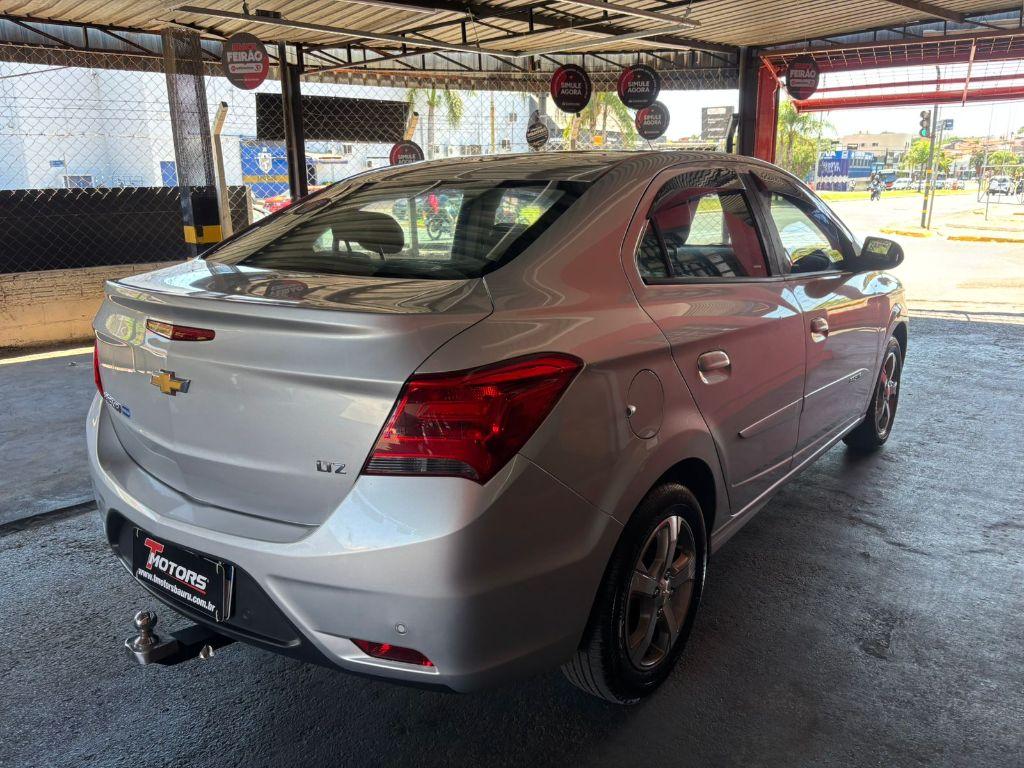 CHEVROLET Prisma - Foto