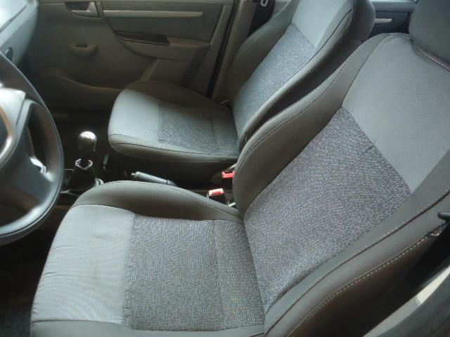 CHEVROLET Prisma - Foto