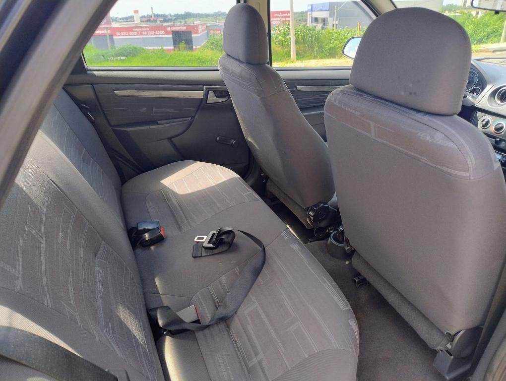 CHEVROLET Prisma - Foto