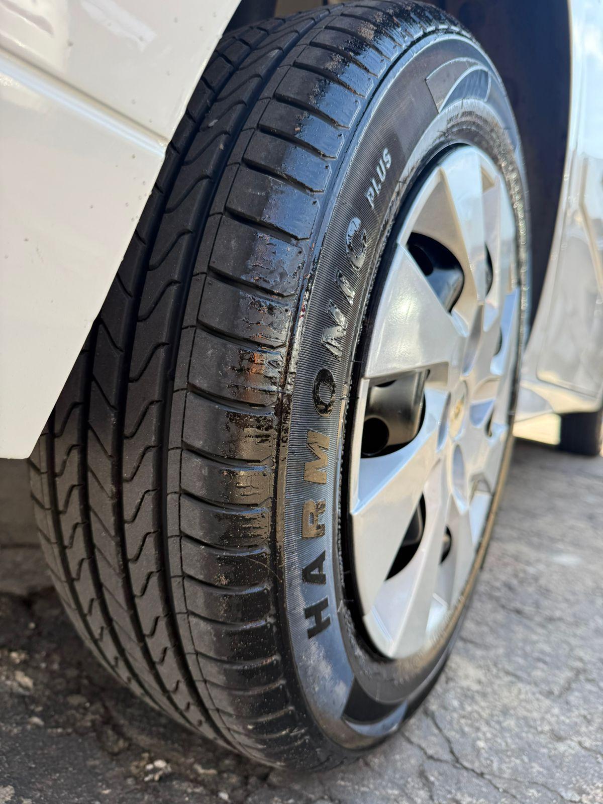 CHEVROLET Prisma - Foto