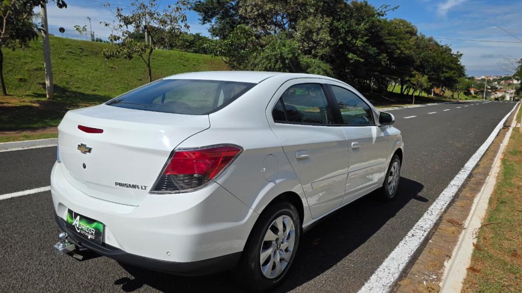 CHEVROLET Prisma - Foto