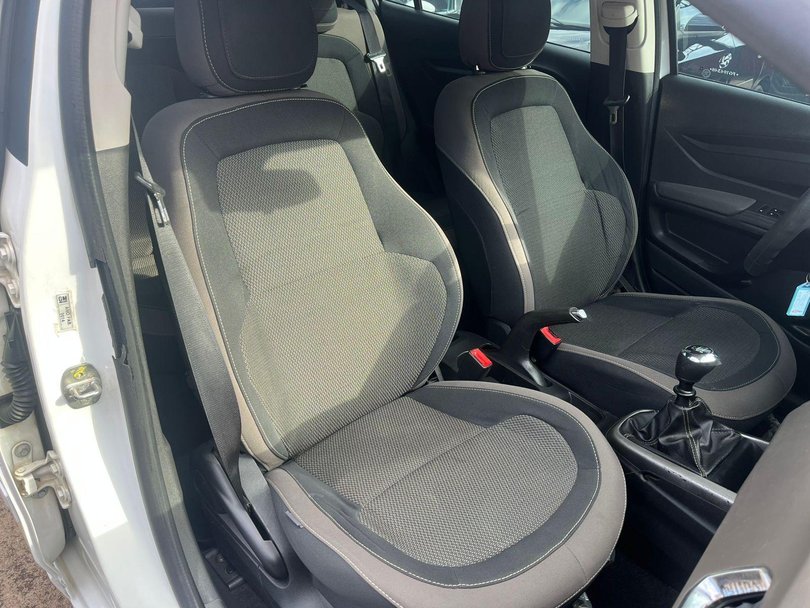 CHEVROLET Prisma - Foto