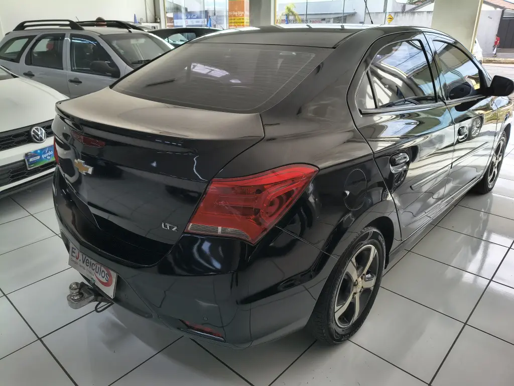 CHEVROLET Prisma - Foto