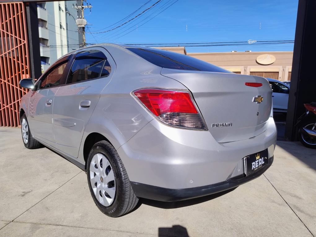 CHEVROLET Prisma - Foto