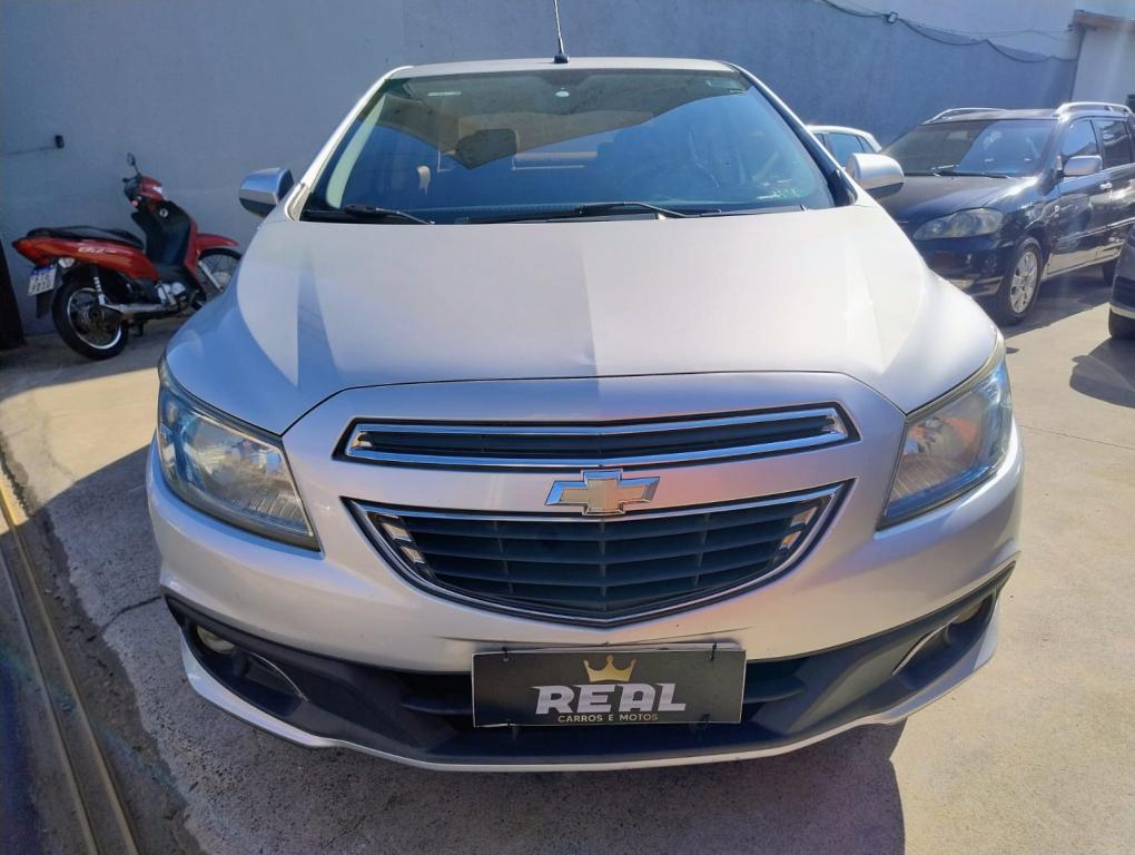 CHEVROLET Prisma - Foto